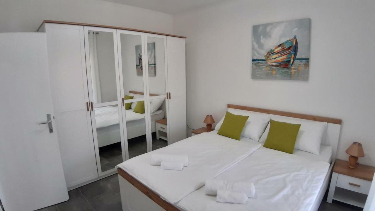 Apartamento Relax Starigrad Paklenica Exterior foto